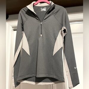 Under Armour. Long sleeve. Quarter zip. Size small.